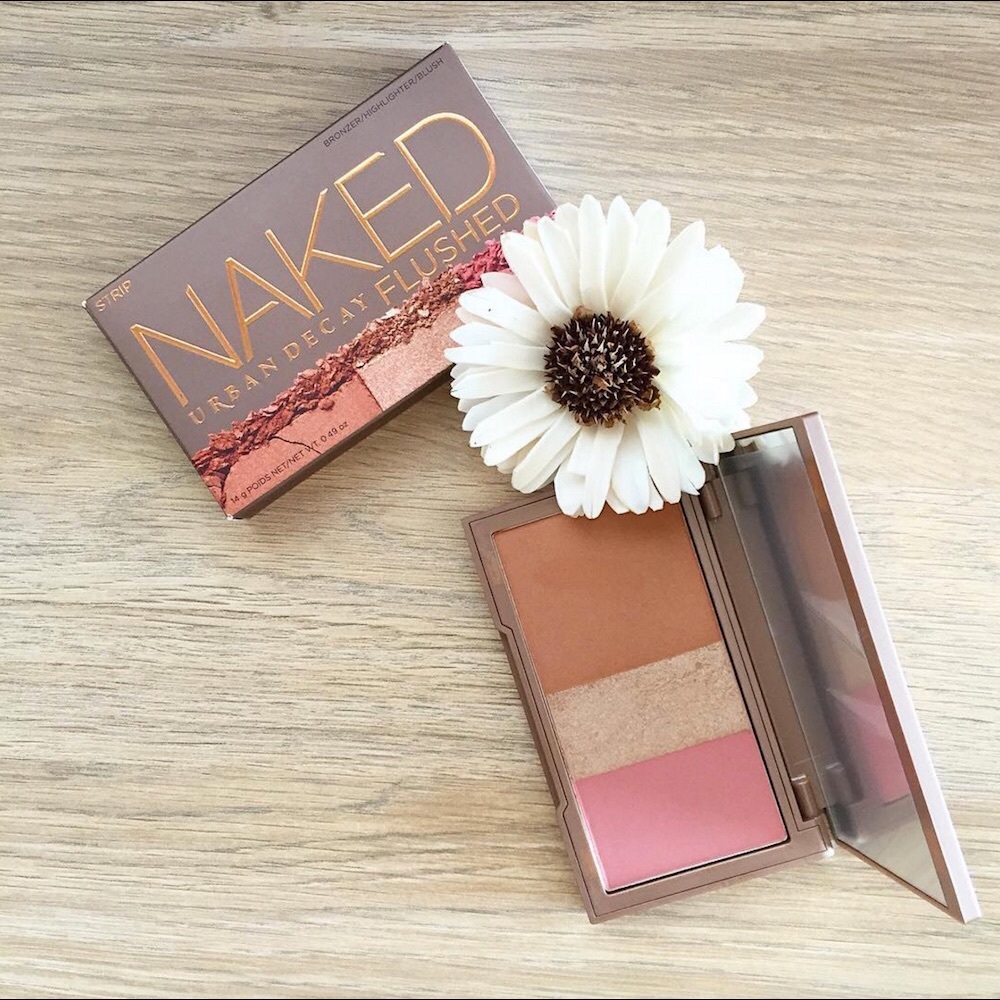 FLASH SALE ✨ Urban decay Flushed Palette